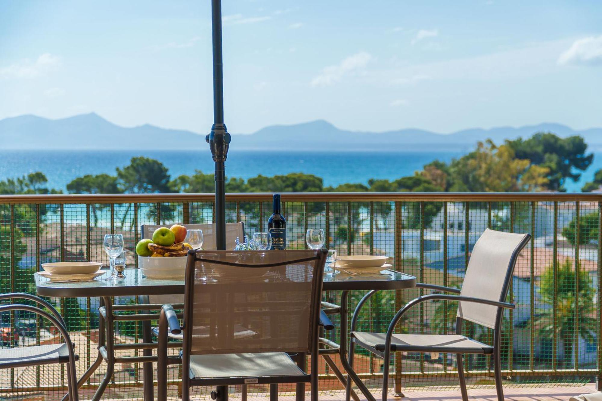 Apartment The Shell Ii, Beach Views And Pool Alcudia  Dış mekan fotoğraf